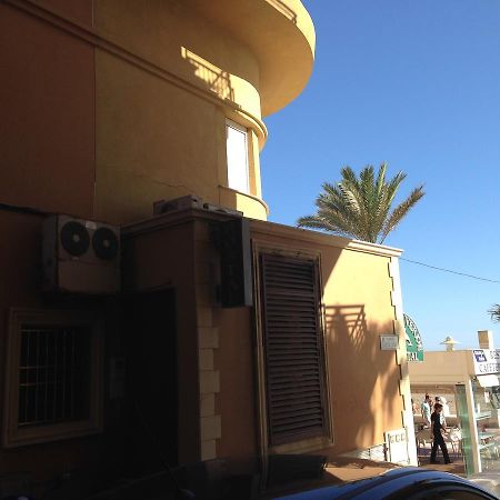 Hostal Delfin Verde Almeria Exterior photo